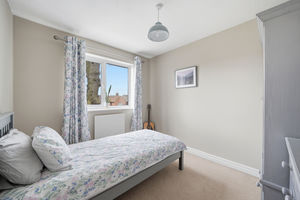 Guest bedroom- click for photo gallery
